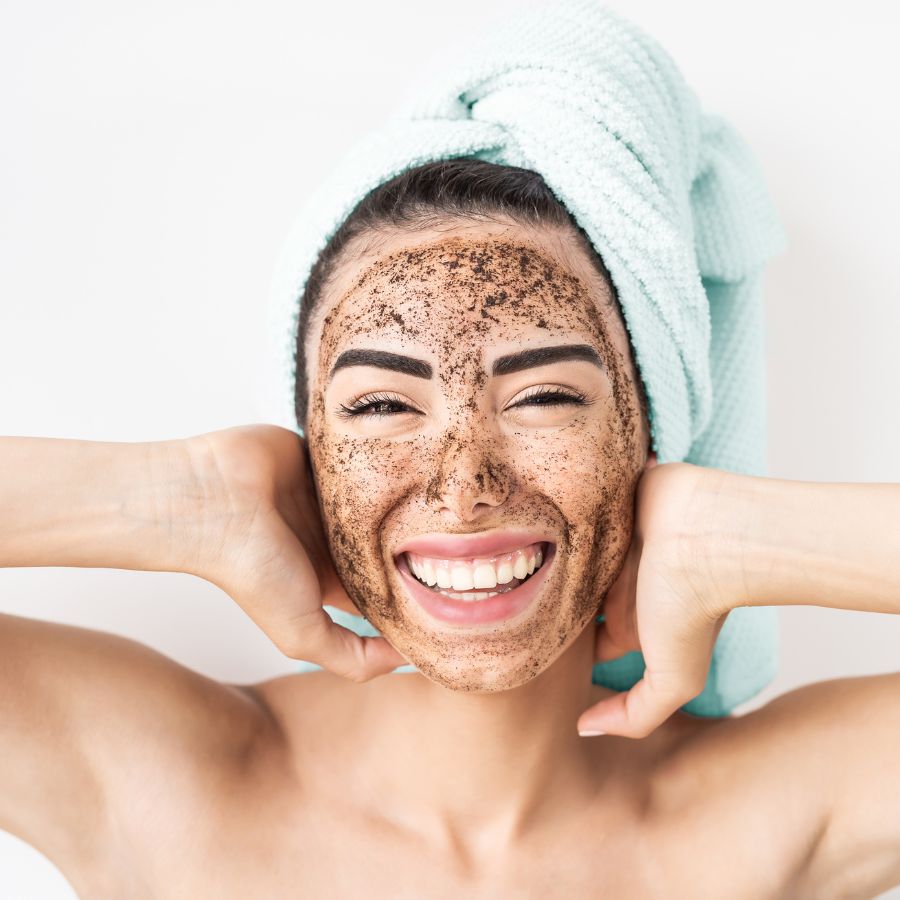 Vitamin D3 2000 IU : định nghĩa, tác dụng, cách sử dụng 16 tay da chet 1