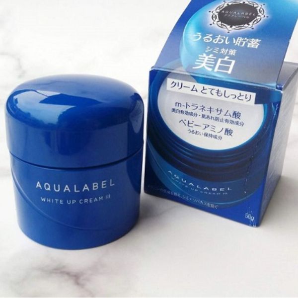 kem-duong-da-nhat-ban-aqualabel