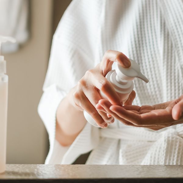 Quy trình bôi kem dưỡng da chuẩn từ A đến Z 5 de-dau